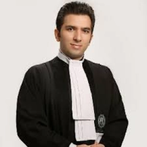 علی حسن نژاد بهترین وکیل تبریز