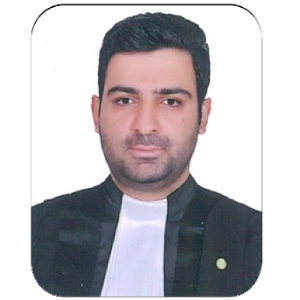 دکتر ناصر شجاعی بهترین وکیل ملکی در اصفهان