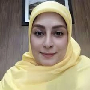خدیجه لطفی بهترین وکیل قم