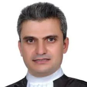 محمد حسین مصلح بهترین وکیل طلاق در شیراز