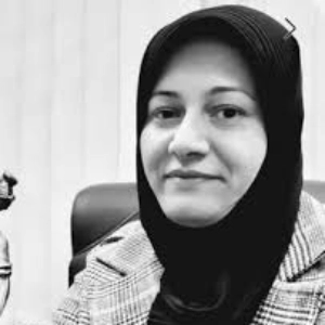 فرشته صادق بهترین وکیل قم