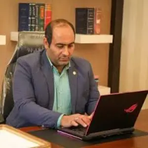 عبدالله تابنده بهترین وکیل کاشان