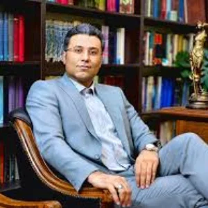 دکتر عباس شفیعی بهترین وکیل خانواده در مشهد
