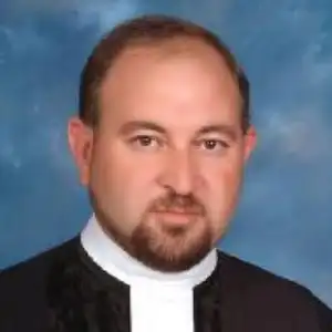 مهدی حاجی حسینی بهترین وکیل قزوین