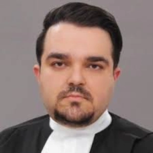 علیرضا تسلیم بهترین وکیل مهریه در مشهد