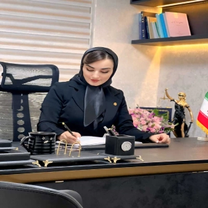 زهرا عسگری بهترین وکیل ملکی در اهواز