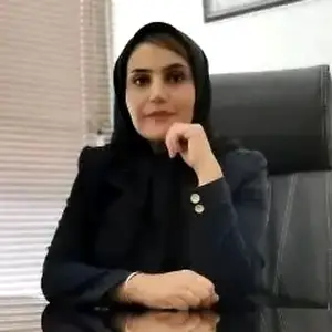 معصومه امیری بهترین وکیل ساوه