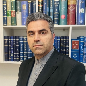 روح الله کریمی بهترین وکیل ملکی در شمال تهران