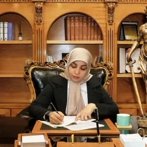 محبوبه حجتیان بهترین وکیل ملکی در شمال تهران