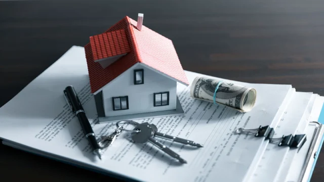 آیا وجود قرارداد اجاره مانع صدور حکم خلع ید می‌ شود؟