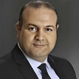 حجیدرضا کاکاوند بهترین وکیل مرکز تهران